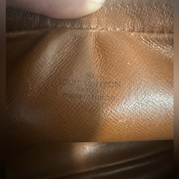 LOUIS VUITTON MARLY DRAGGONE MONOGRAMMED CLUTCH - Picture 7 of 9